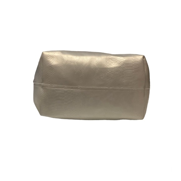 BATH AND BODY WORKS SILVER METALLIC TOTE BAG/ Embossed, Oversized,Double Handle - Picture 3 of 11